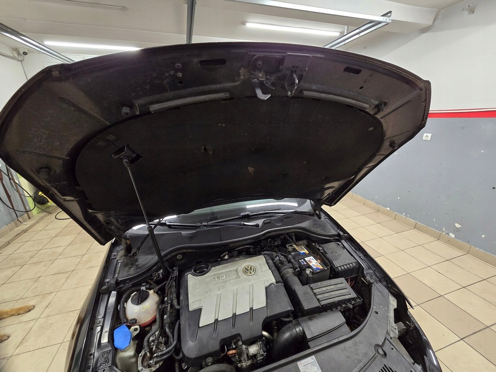 фото №11, Шумоізоляція капот утеплювач капот vw passat b6 3c5 2005-2010 3c0863885a