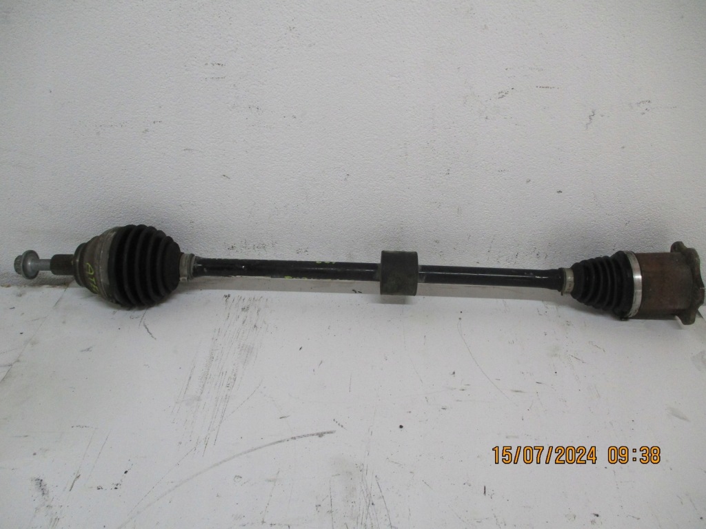 фото №1, Привідний вал seat ateca 5q3407272 права передня