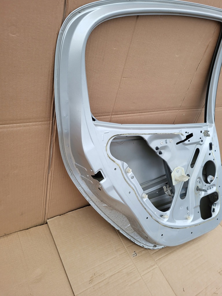 фото №10, Дверь левый задняя - peugeot 206
