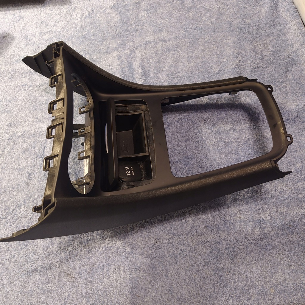 фото №1, Рамка тунель попільничка захист mercedes w176