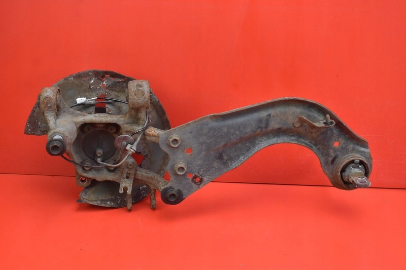 фото №8, Поворотний кулак ступиця права задня mazda 6 3 iii gj 2.5 skyactiv 186 km sedan 12-15