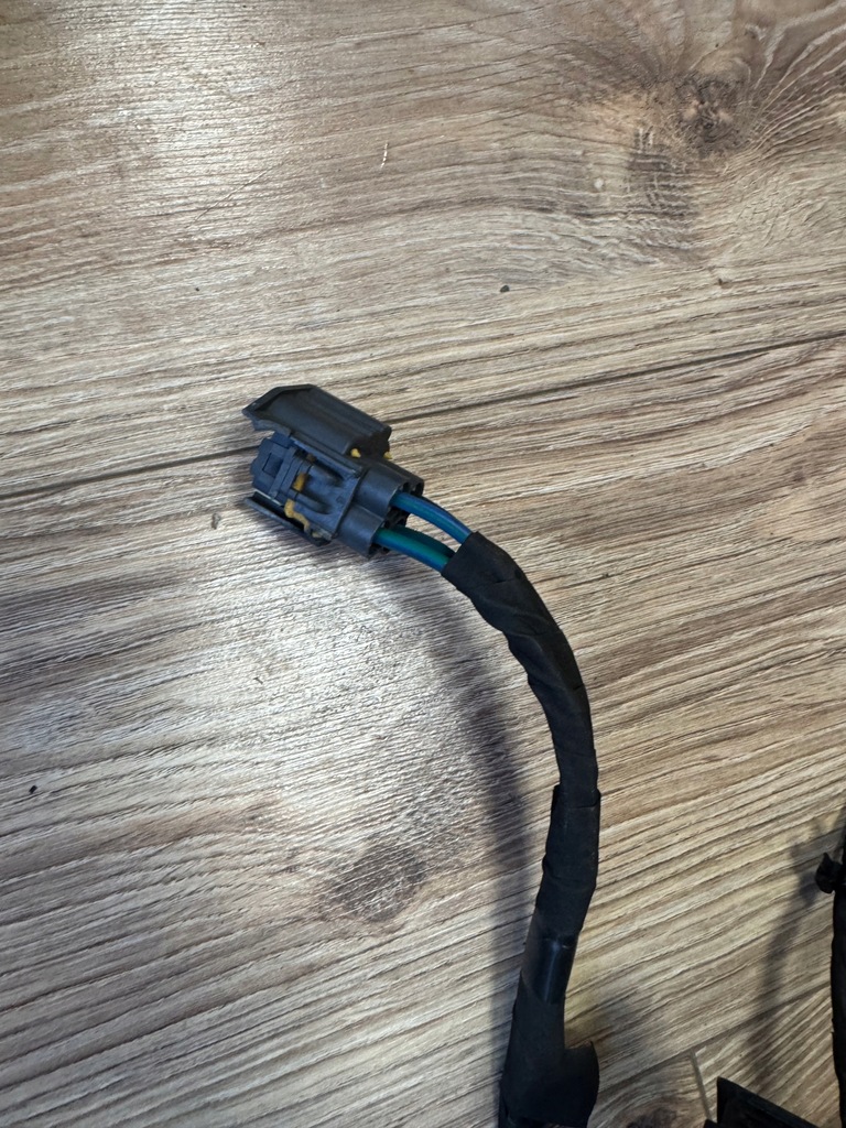 фото №8, Dodge challenger charger srt коробка na запобіжники проводка роз'єми 2015+