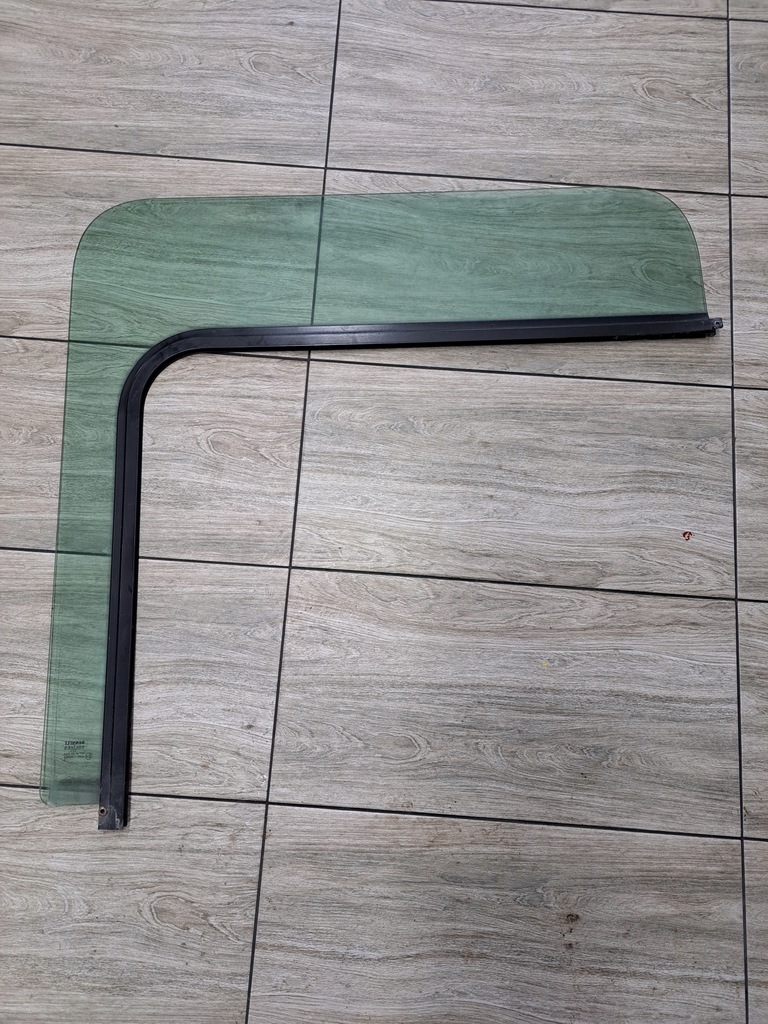 фото №2, Стекло дверь боковая сталь левая lub правая накладка-спойлер renault magnum dxi lift