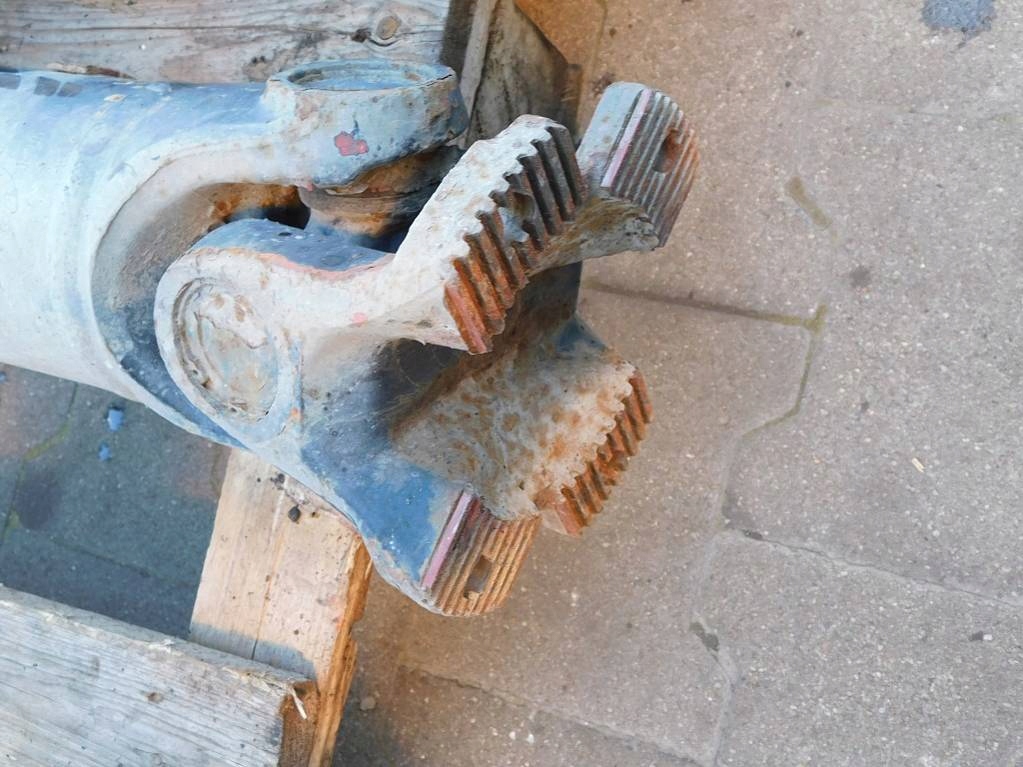 фото №10, Iveco stralis pacer 260 05r wał приводной 134.5 cm