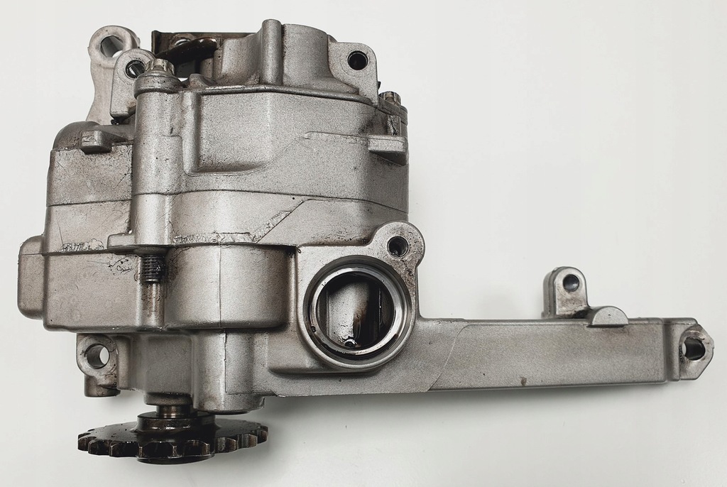 фото №1, Насос масла масляная mercedes gl x164 3.0 cdi v6