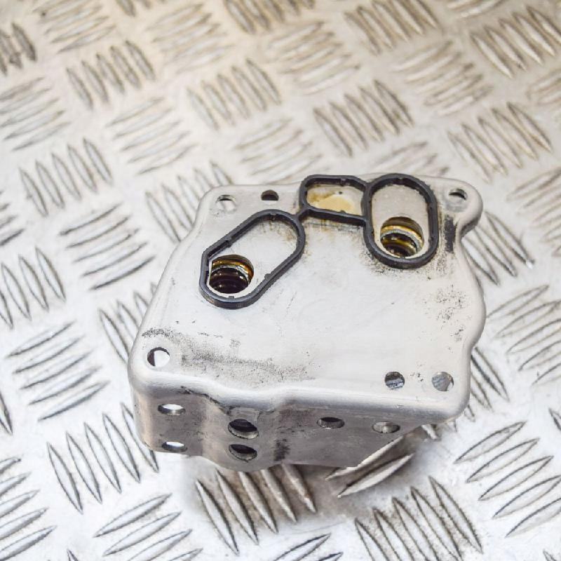 фото №5, Bmw 3 радіатор оливи e90 318i 105kw n43b20a 8316000 2009