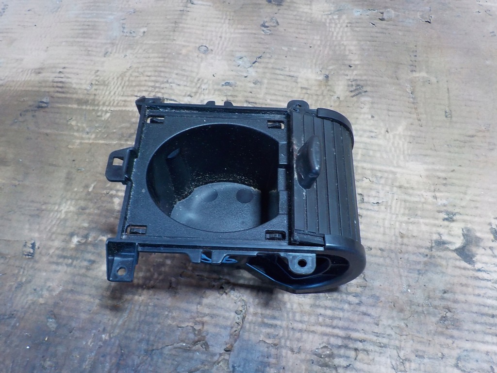 фото №1, Avensis iii бардачок подлокотник туннель