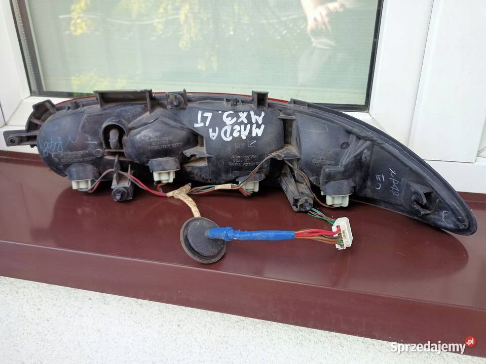 фото №6, Mazda mx3 лампа задня задня ліва цоколь