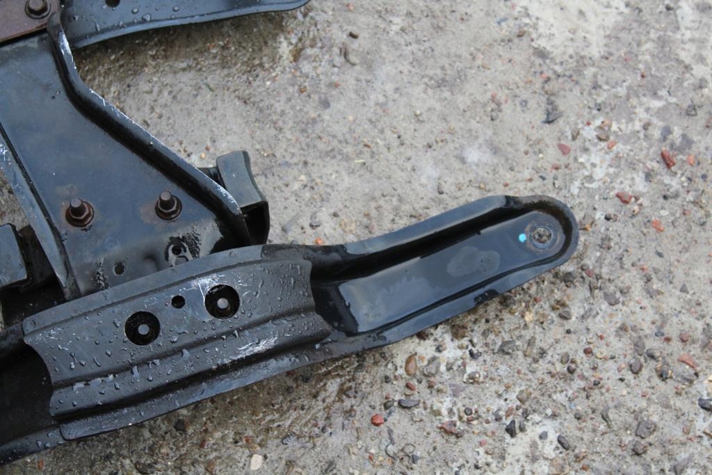 фото №8, Подрамник подвеска коробки subaru forester i ii