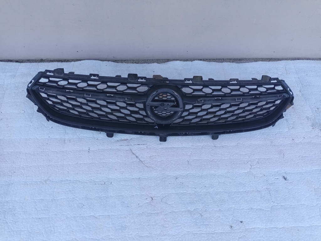 фото №1, Решётка радиатора opel corsa f решётка радиатора