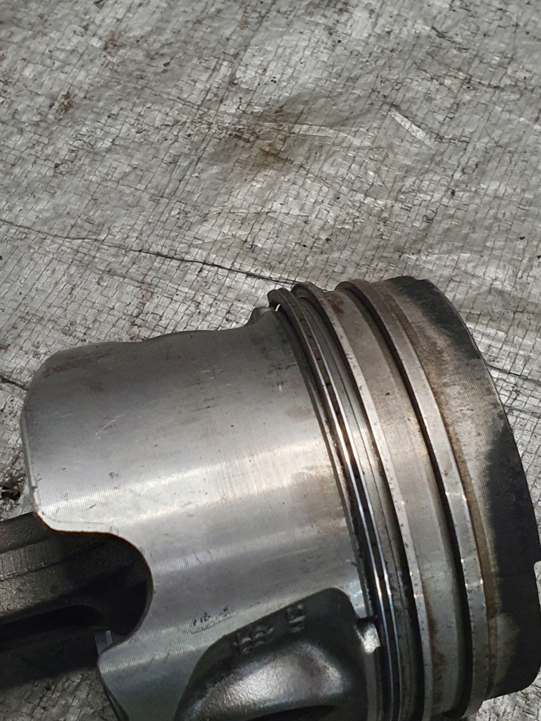 фото №7, Шатун i поршень 1szt. opel vivaro a 11r. 2.5d