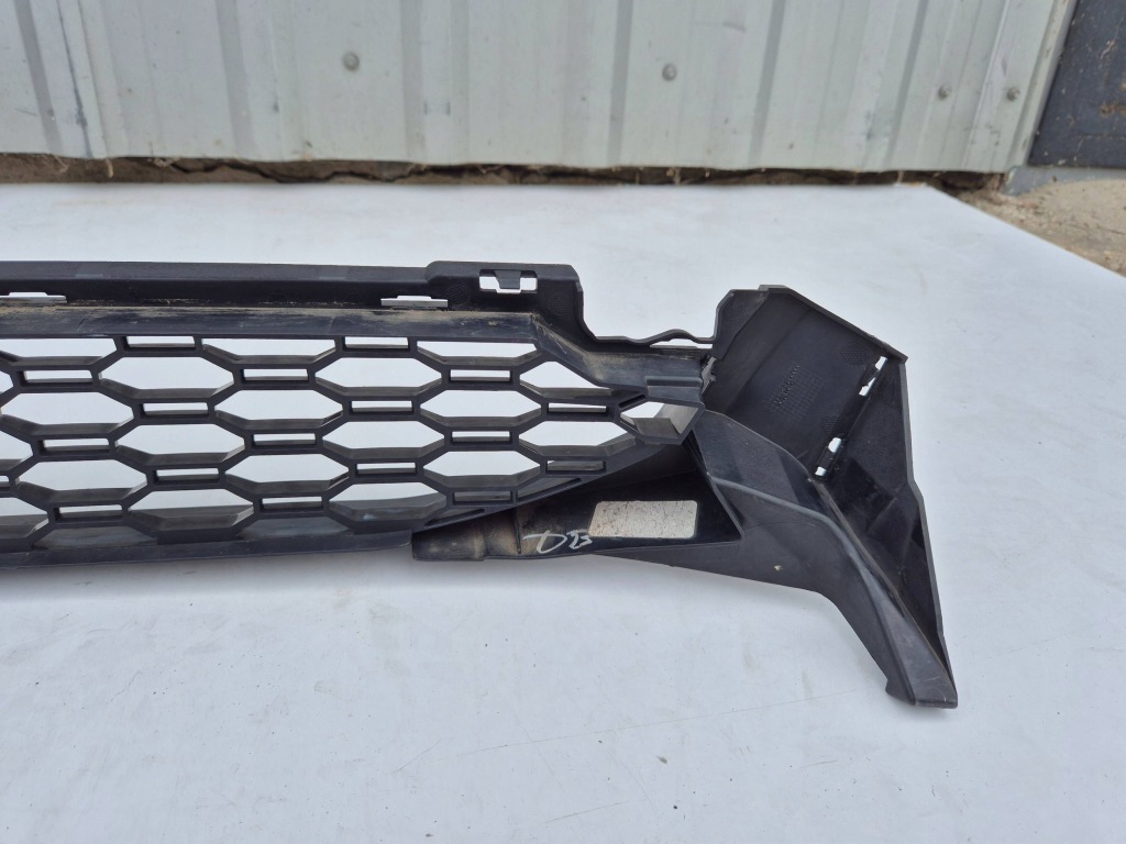 Bmw x3 g01 18- решітка нижня бампера передній 8064599 Ціна