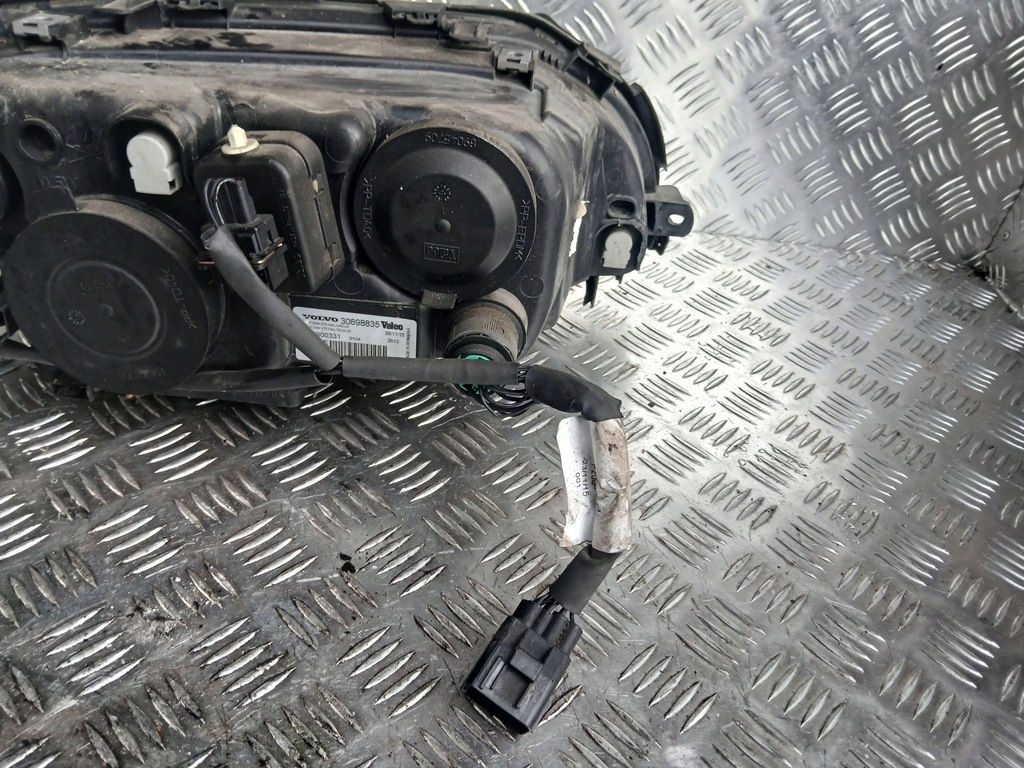 фото №8, Volvo v70 ii lift фара лівий лампа ліва перед передня 30698835 2005r