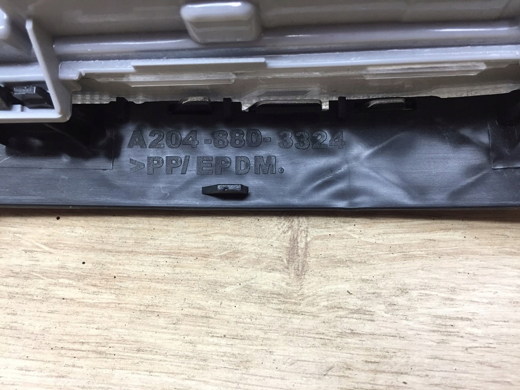 фото №13, Решётка led drl правая бампера a2048803324 do mercedes w204 c204