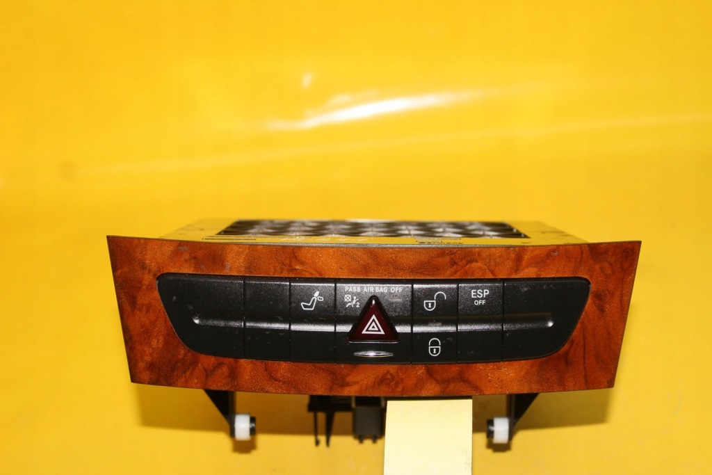 фото №1, Панель переключатель mercedes w211 a2116800552