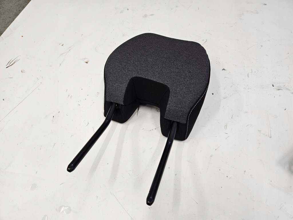 фото №1, Підголівник renault austral