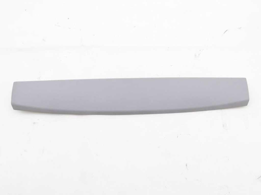 фото №1, Mazda 6 i gg 02- защита молдинг крышки задняя середина hb