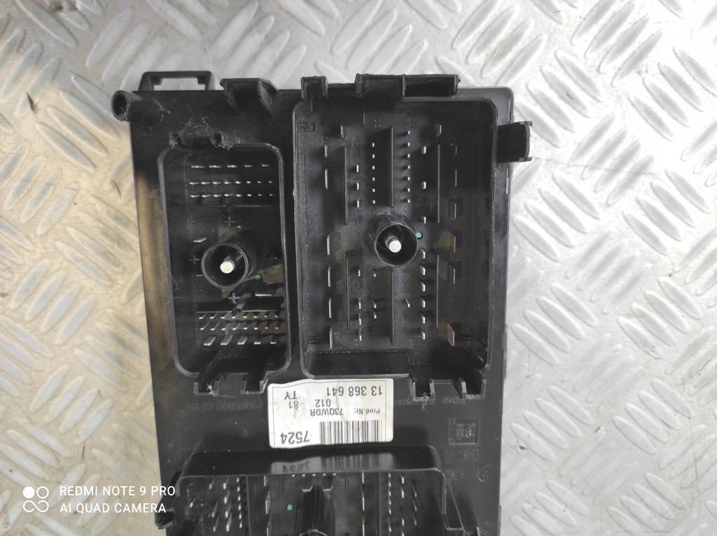 фото №10, Opel astra j zafira c коробка предохранителей 13368641 ''ty''