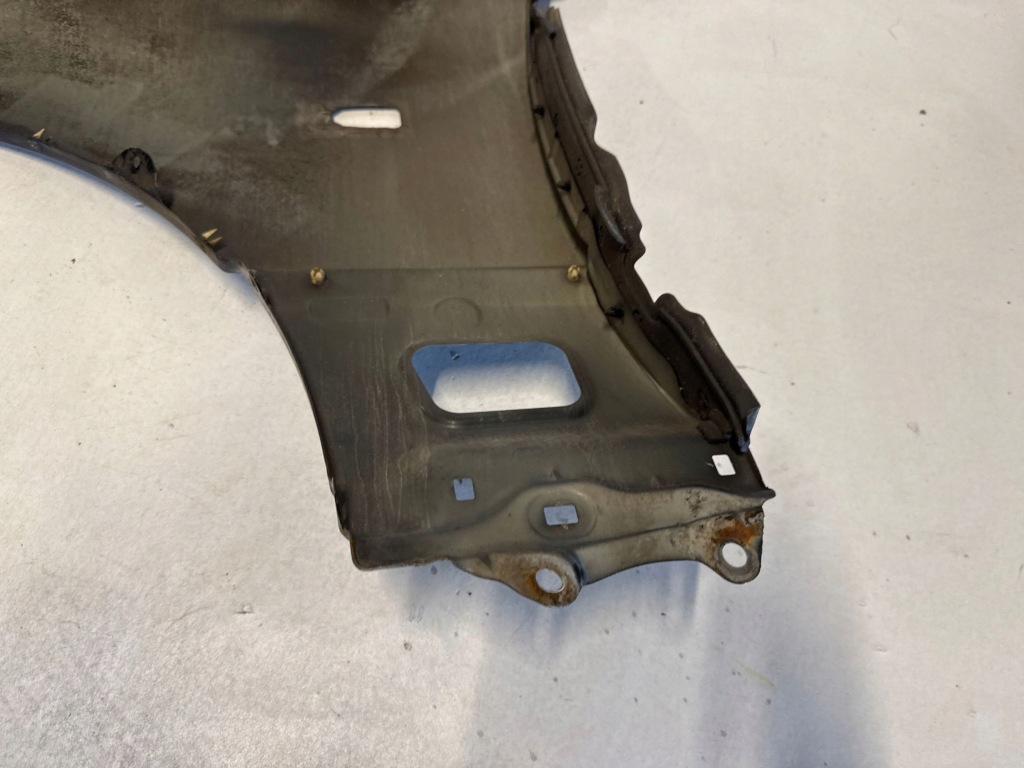 фото №8, Крила 2004 lexus ls 430 5380150150