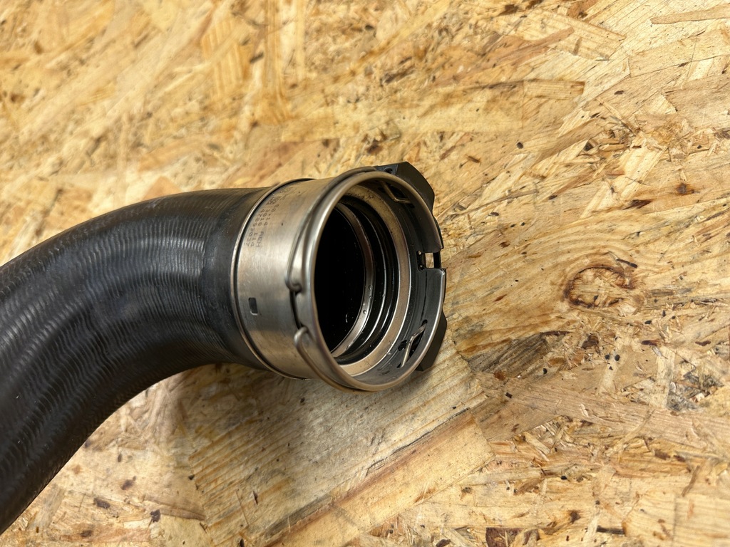 фото №10, Труба шланг воздуха volvo xc60 ii 31422061 31657757 31422095