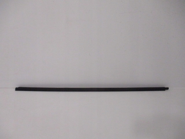 фото №1, C1 107 молдинг ущільнювач wewnęt. двері ліва передня nowa 9309n0