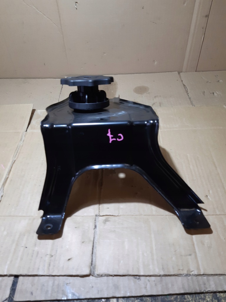 фото №1, Audi a6 c7 кронштейн колеса запасного 4g0802771