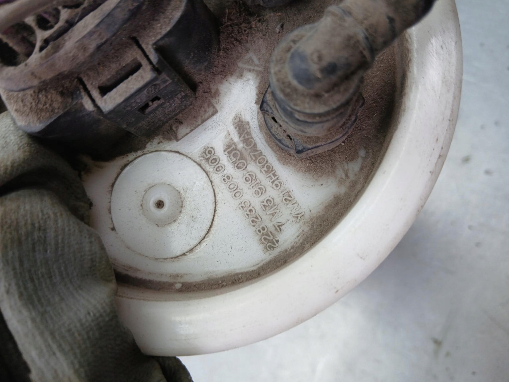 фото №7, Насос топлива ford galaxy i 01r 2.8b kombi 7m3919051