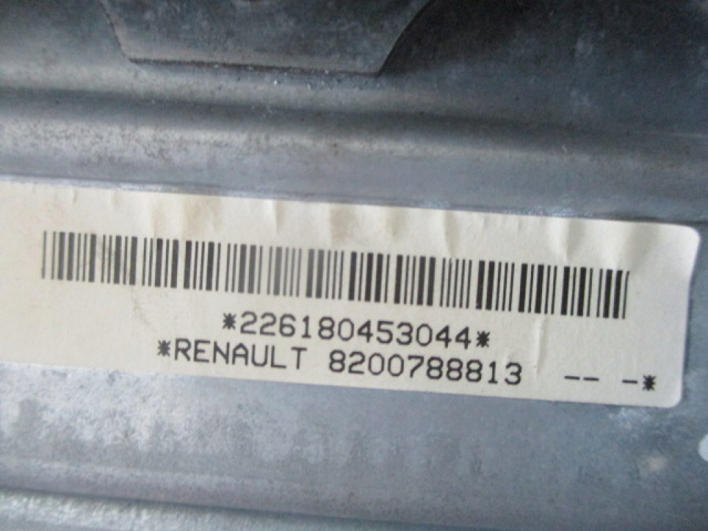 фото №6, Renault clio iii воздуховод подушки безопасности датчик 8200854864 ремни безопасности