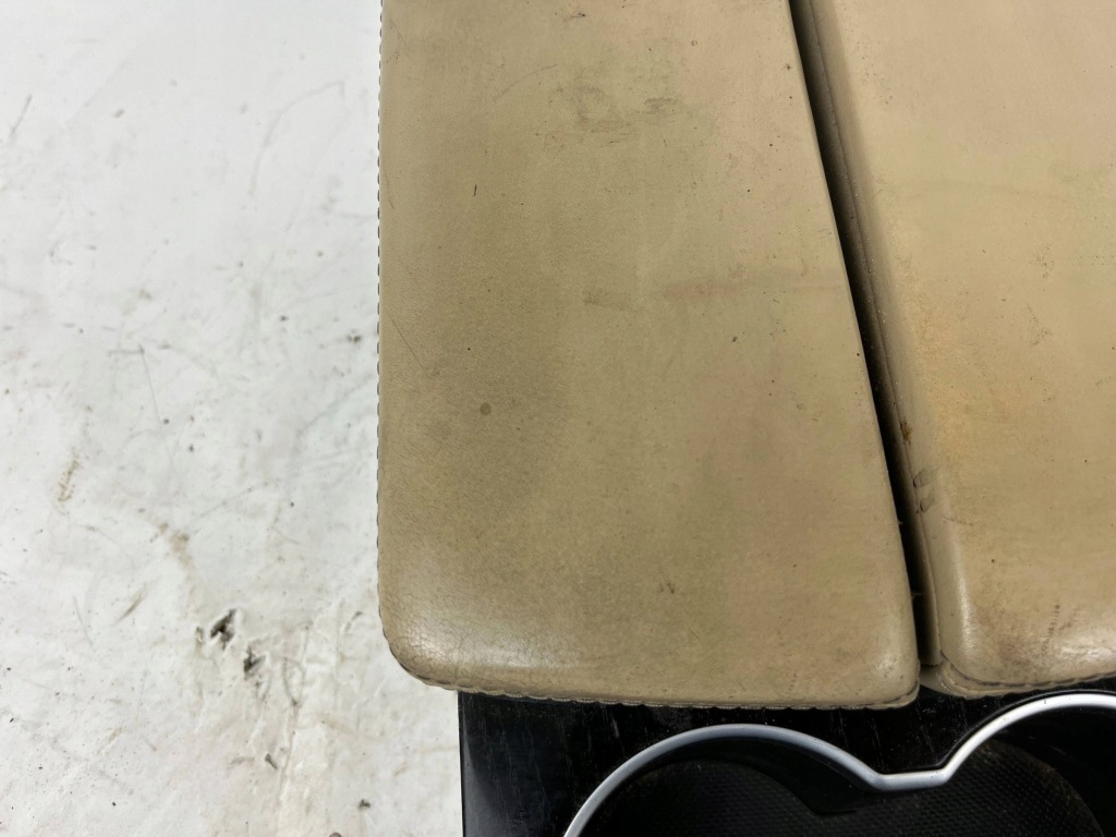 фото №5, Подлокотник консоли tesla model x 104880400a