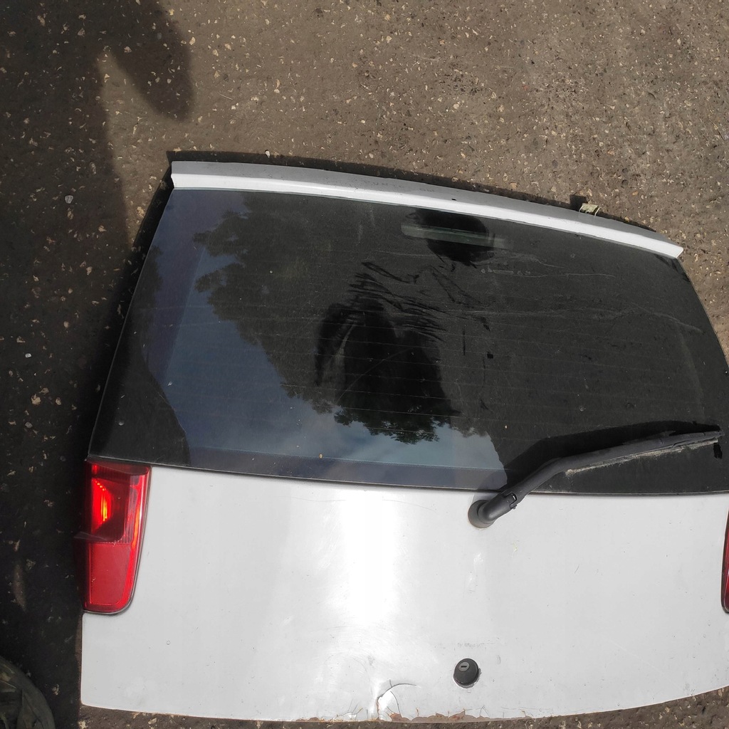 фото №6, Кришка багажника задня задня скло лампа кришки fiat punto 2004r