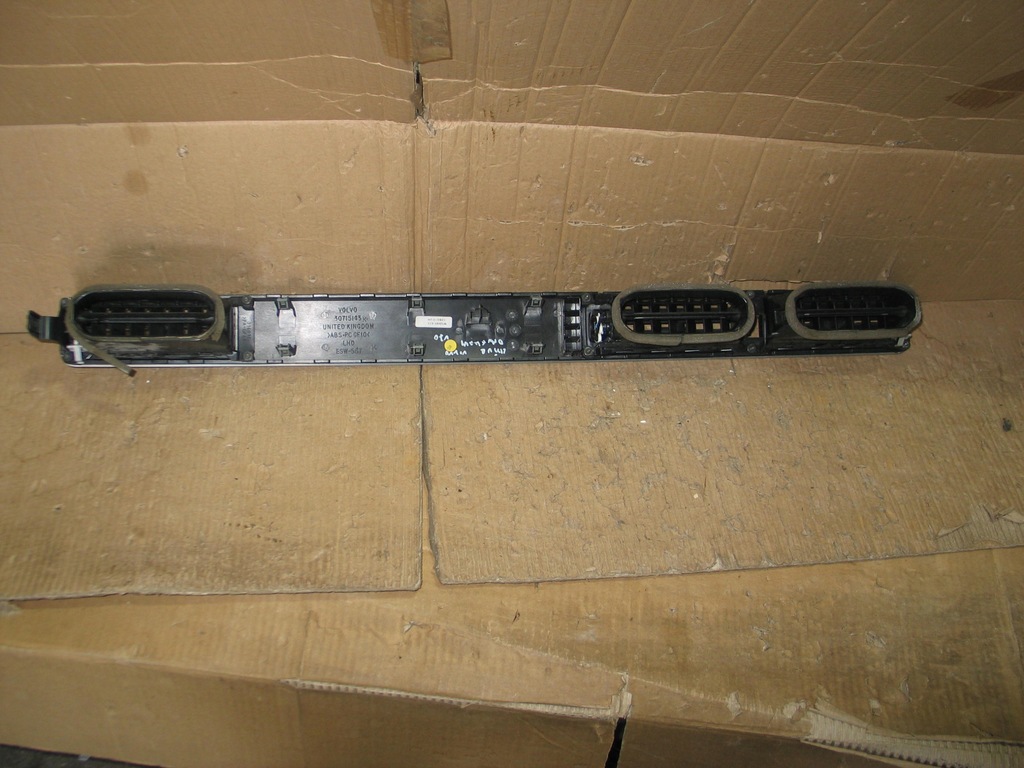 фото №8, Молдинг рамка панель dekor решётка воздуховод хром volvo v70 30715143