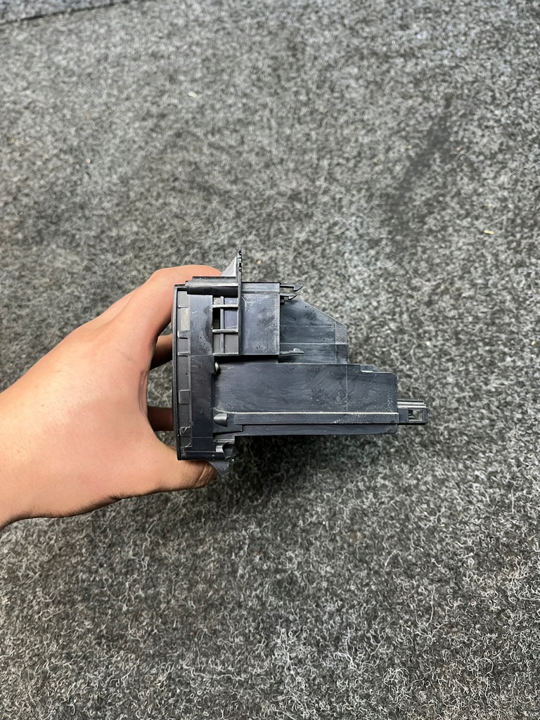 фото №9, Audi a6 s6 c5 панель обдув кондиціонера 4b0820043h