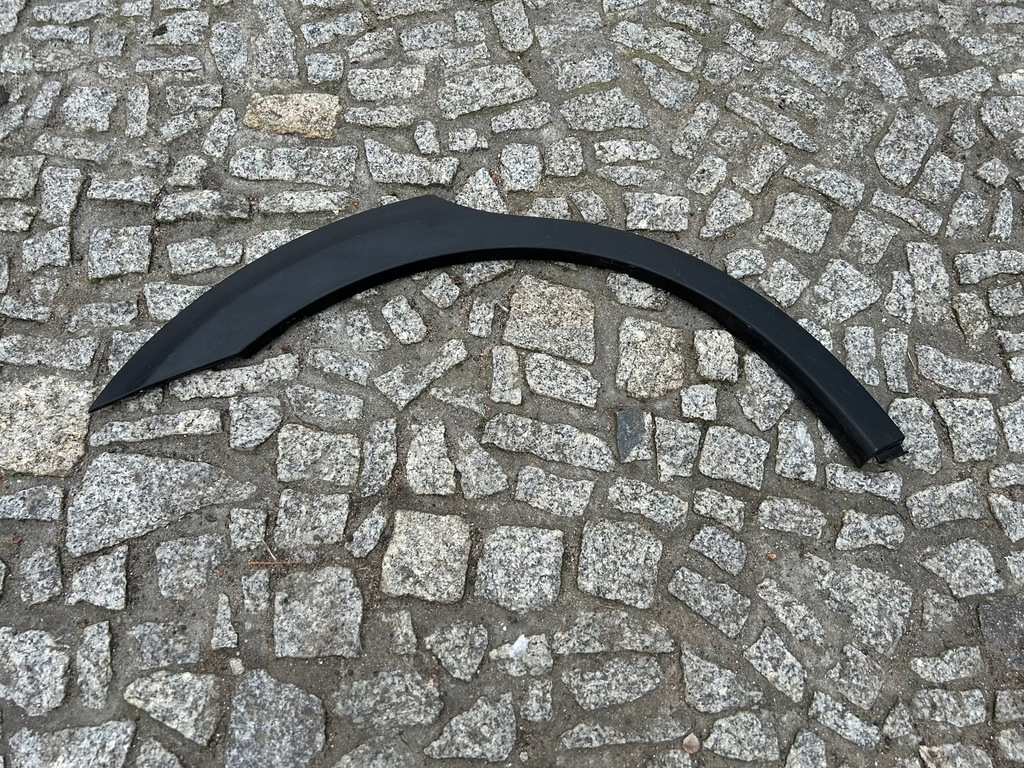 фото №1, Subaru outback молдинг крила права задня