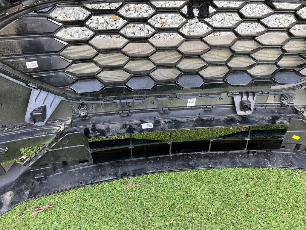 фото №11, Kuga mk3 2019- бампер перед st line решётка радиатора решётка