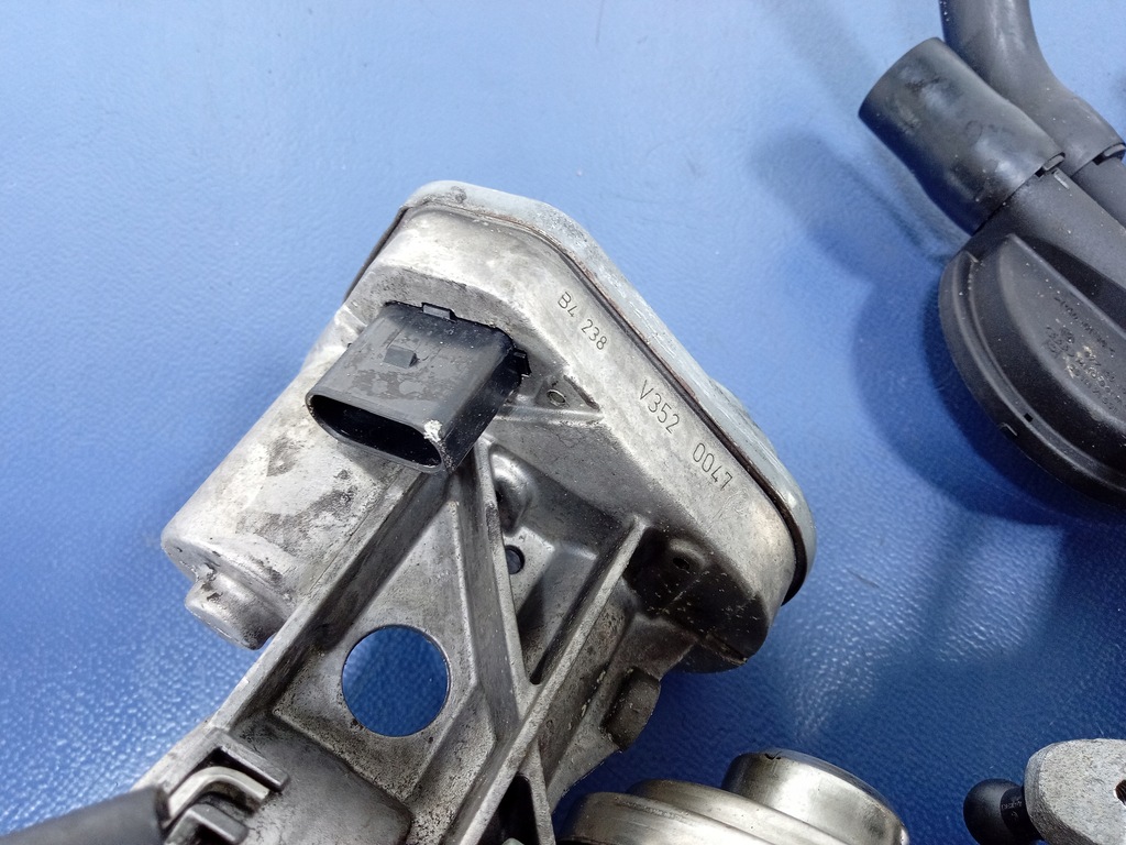 фото №6, Vw phaeton 5.0 tdi колектор всмоктуючий правий 07z129714e