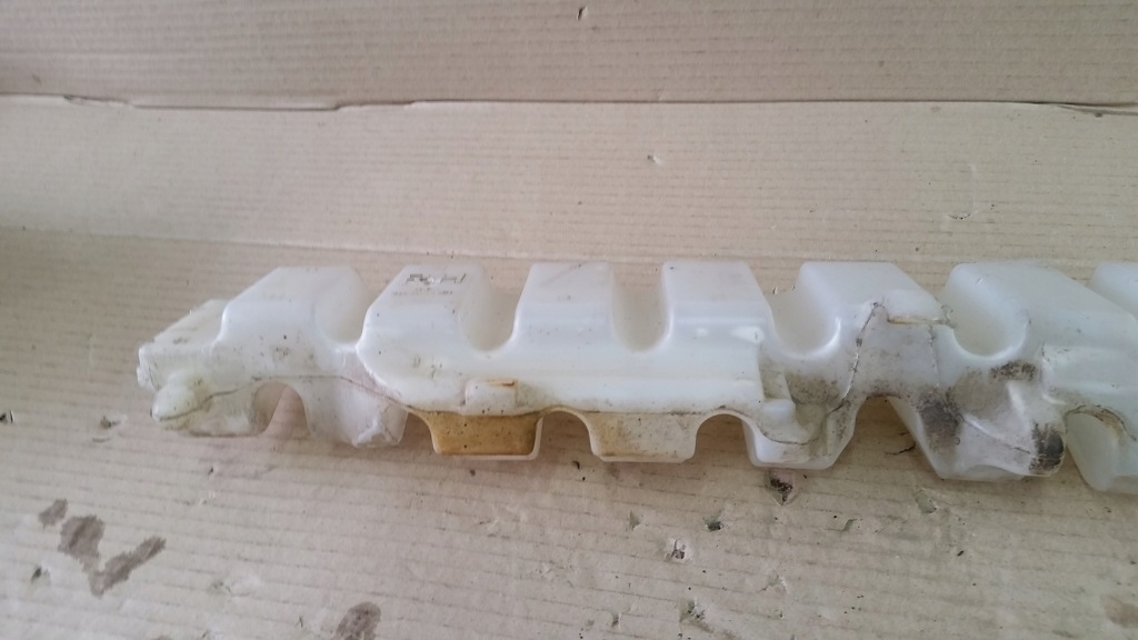 Suzuki 71762-65j01 абсорбер бампера правый lub левый Оригинал