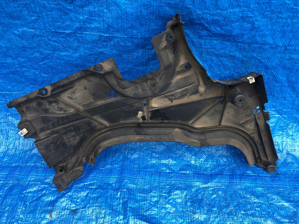 фото №1, Защита правый задняя плита bmw 7 g11 7340182