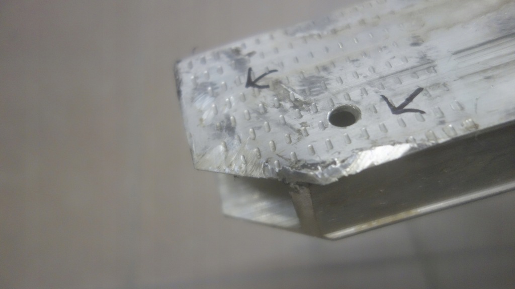 фото №5, Tesla 3 - балка бампера передний