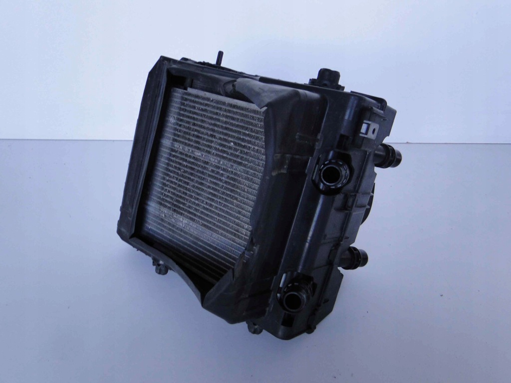 фото №8, Mercedes amg gt x290 290 радиатор воды w подкрылок