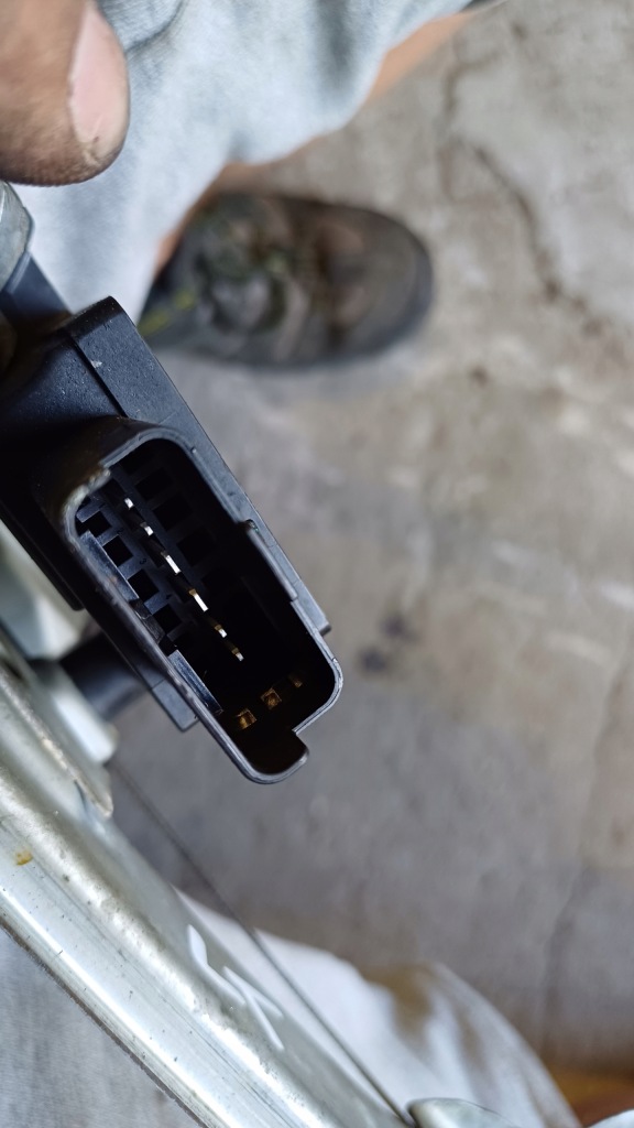 фото №4, Renault arkana підйомник скло лівий задня