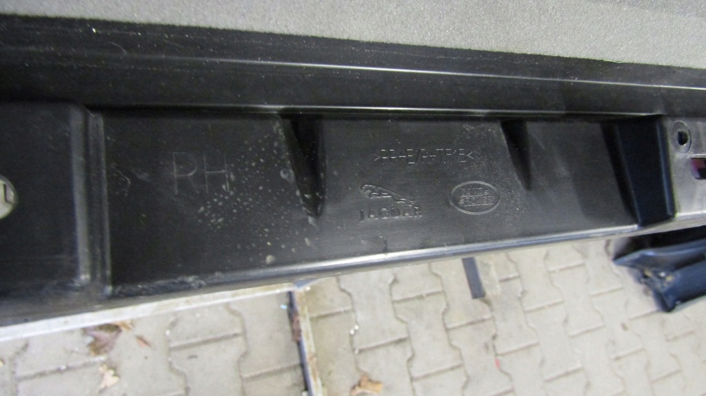 фото №11, Молдинг порог правая jaguar f-pace f pace 16-