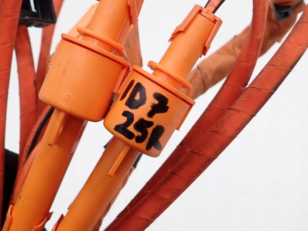 фото №13, Жгут электропроводка wysokiego напряжения 1ee971398c vw id7 id.7 pro s 25r