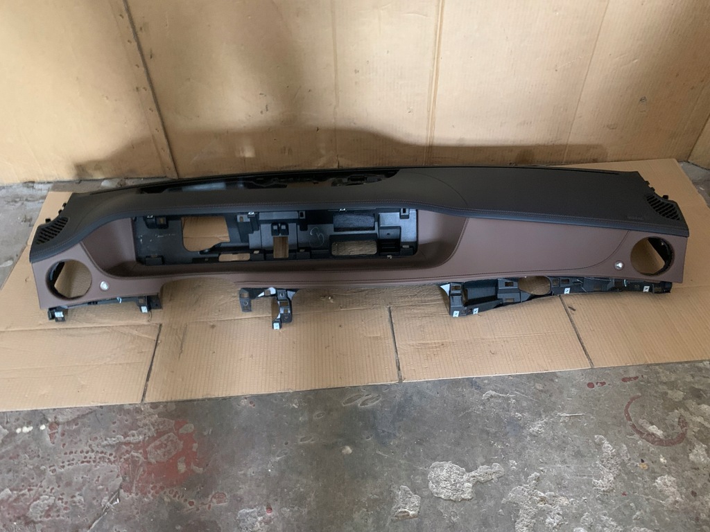 фото №1, Mercedes s klasa w222 lift приборная панель консоль приборная панель коричневый