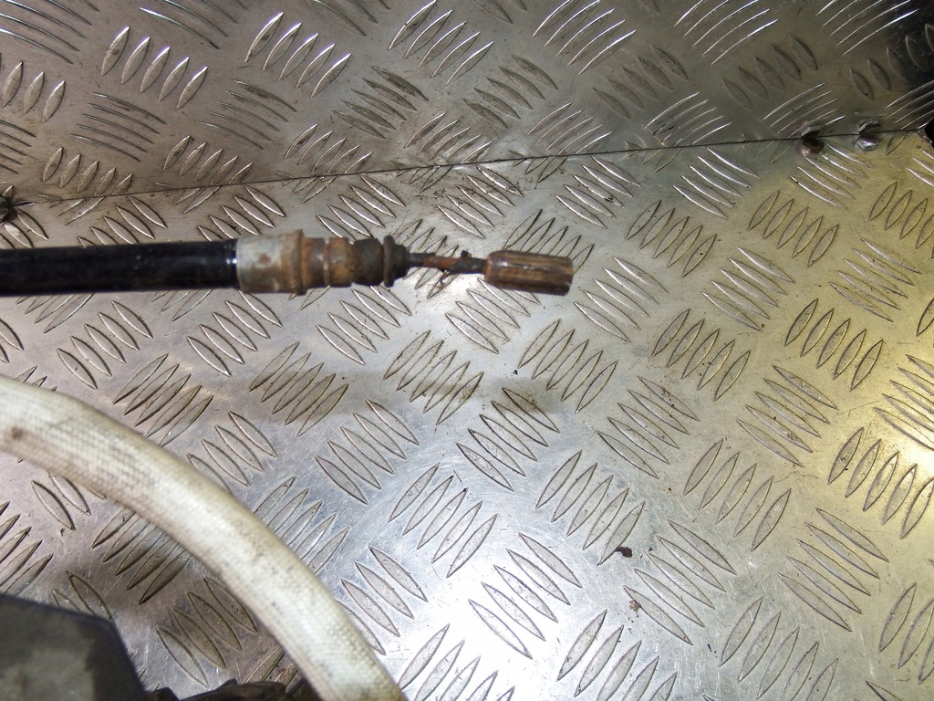 фото №4, Тормоз ручной тросы grand renault scenic ii 8200396850