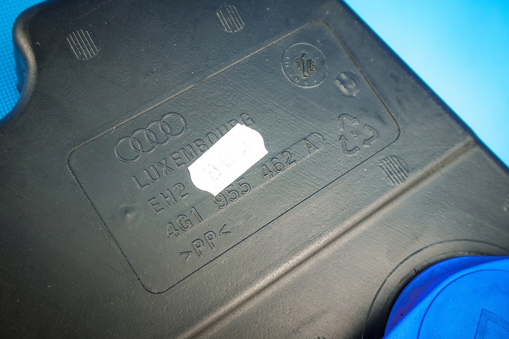 фото №6, Заливна горловина рідина омивача audi a6 s6 4g a7 s7 4g8 lift 4g1955462a