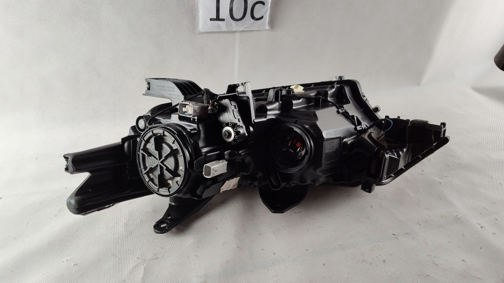 Купити Mitsubishi outlander od 2015- фара led правий лінза фара правий