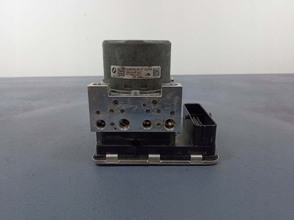 фото №4, Bmw 3 g20 g21 2.0d насос abs 6899239 6899240