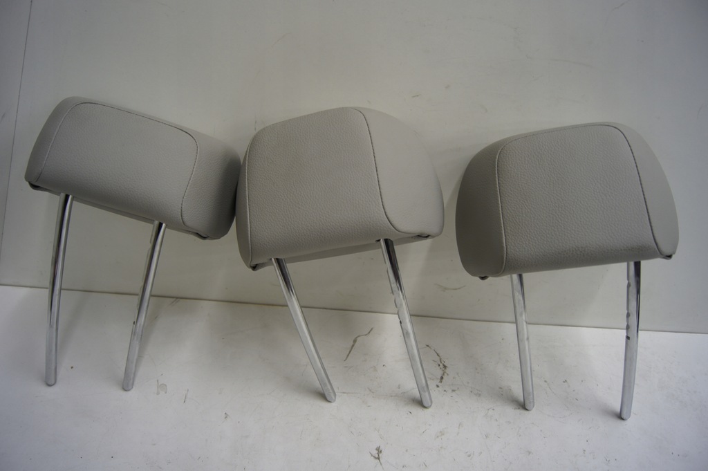 фото №5, W204 lift подголовник задний левый + правый + средний