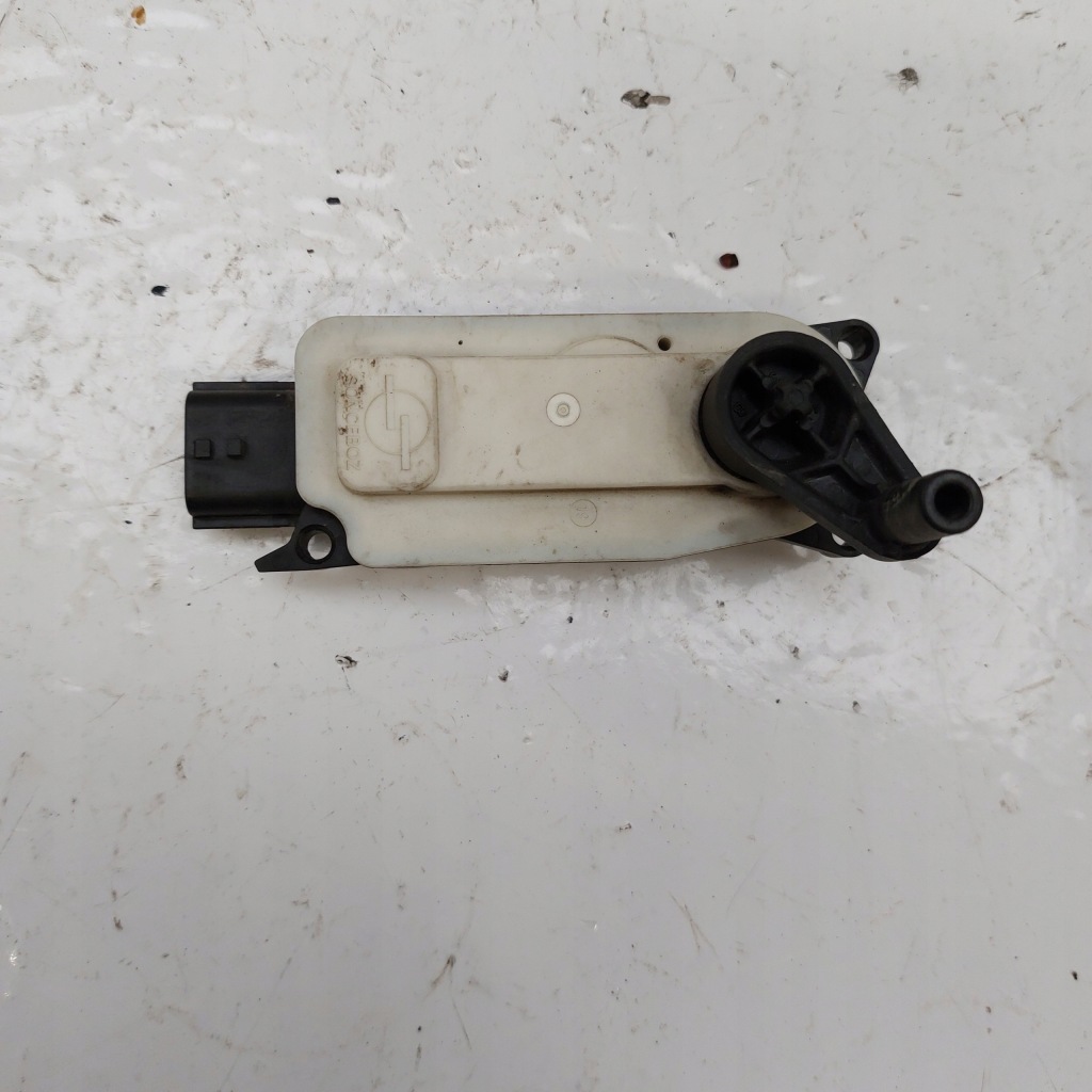 фото №5, Renault arkana 1,3tce моторчик жалюзі 6477r1013a