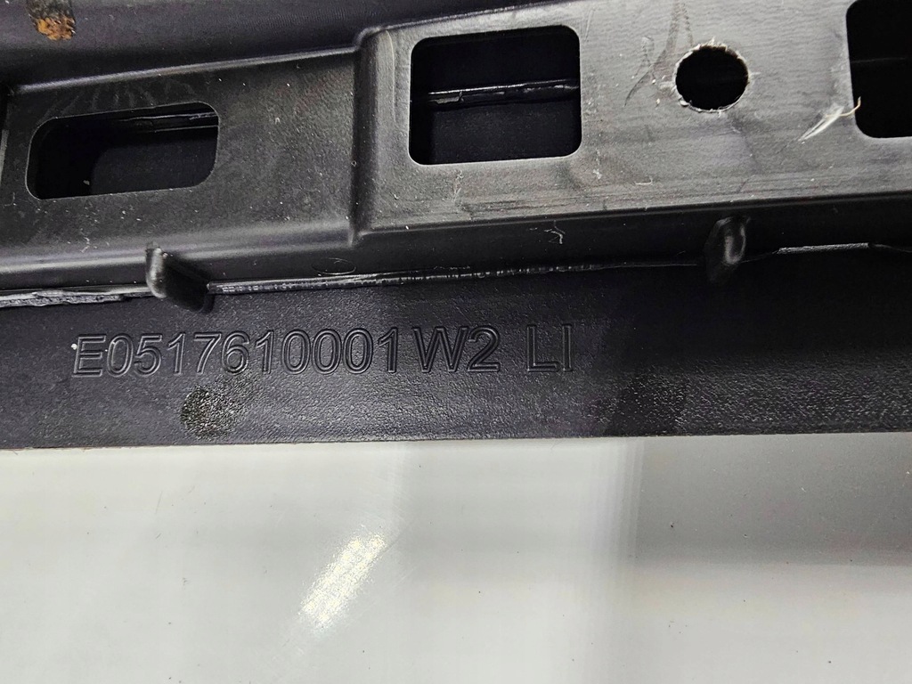 фото №15, Mercedes-benz cla c117 x117 w117 2017 підлокітник тунель середнього